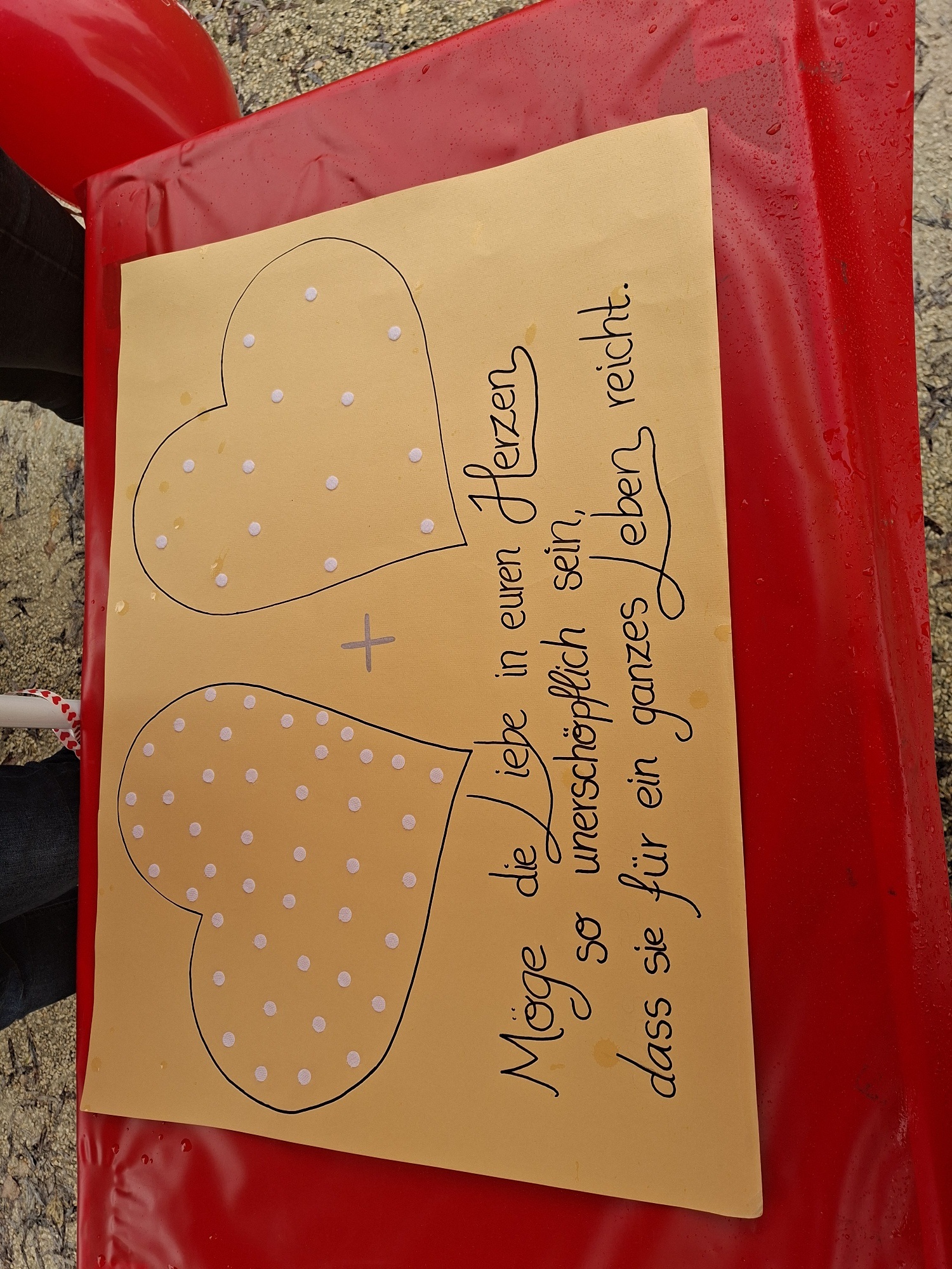 Aufhalten Laura und Daniel