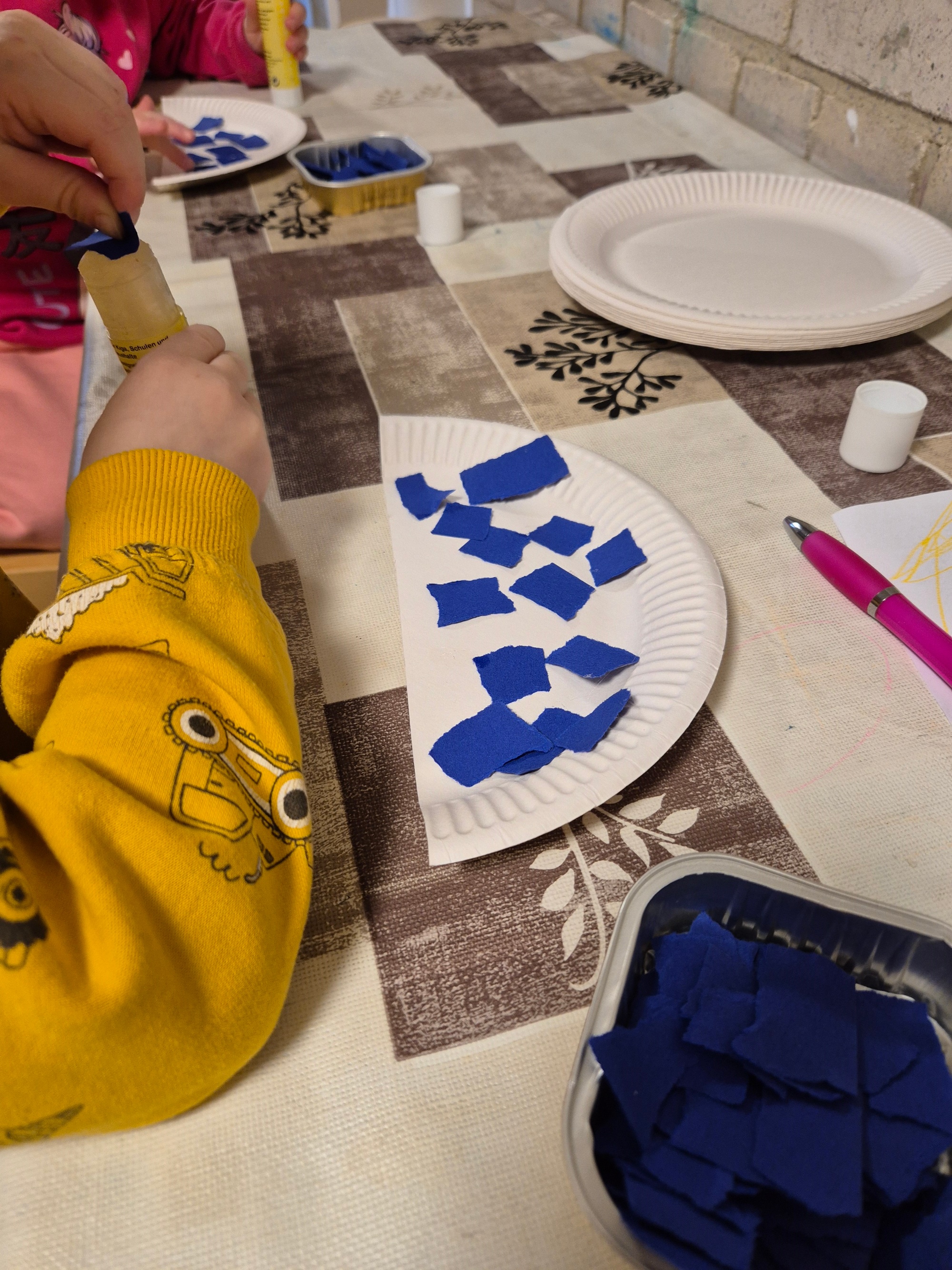 Polizeiautos basteln