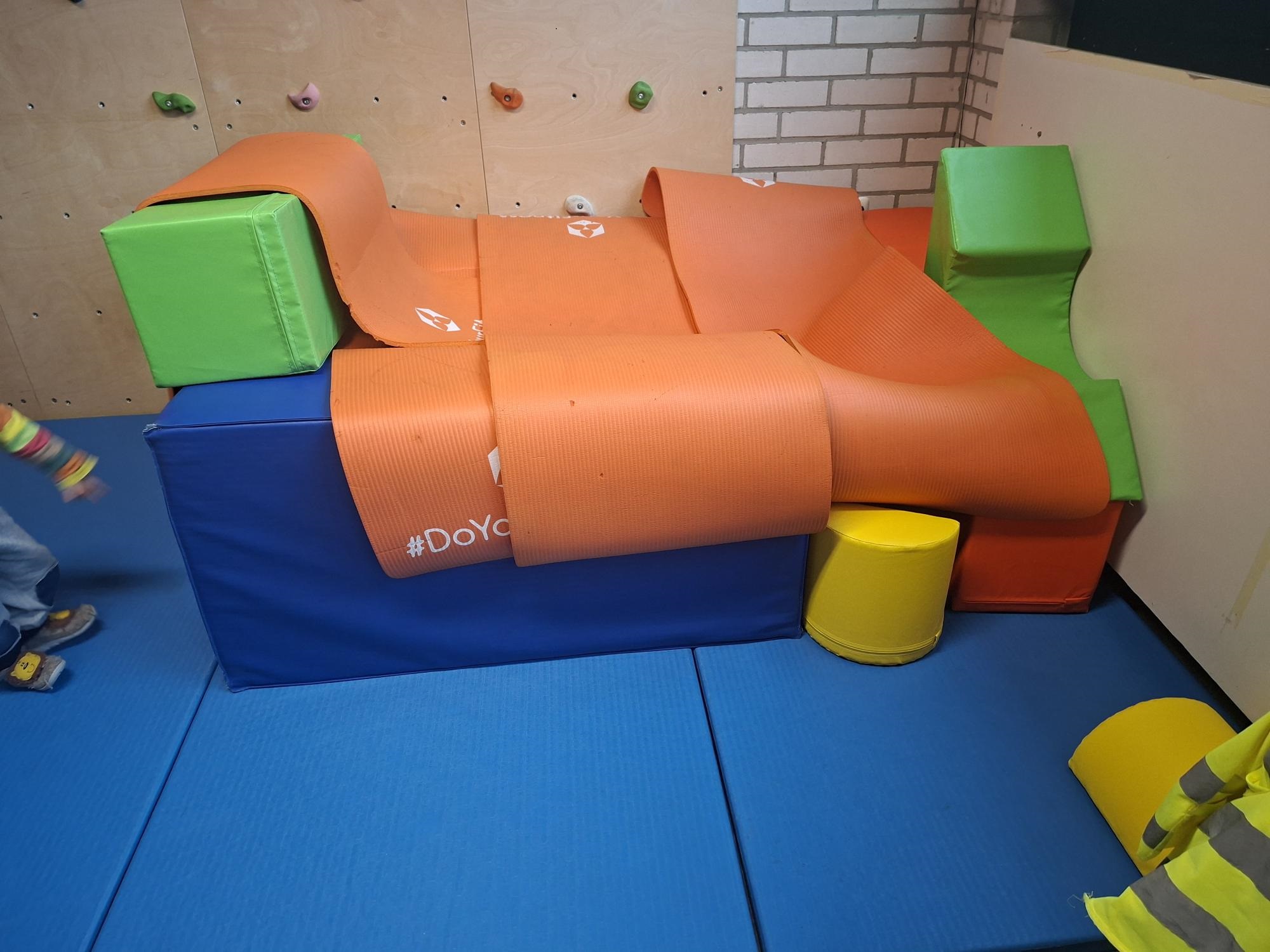 Wir bauen ein Polizeiversteck